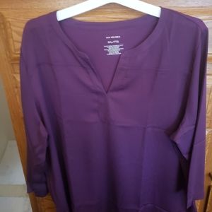 NWT womesn Van Heusen brand top